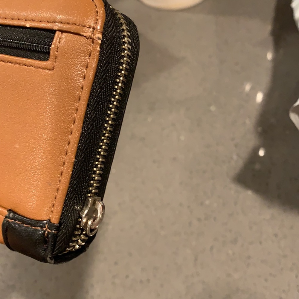 Guess wallet - Picture 4 of 7